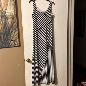 Sleeveless maxi dress size 12